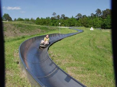 Auf der Sommerrodelbahn!